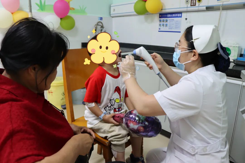 庆六一·送健康——南丹县中医医院开展六一儿童节暖心系列活动